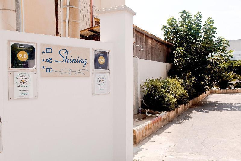 أفولا B&B Shining المظهر الخارجي الصورة